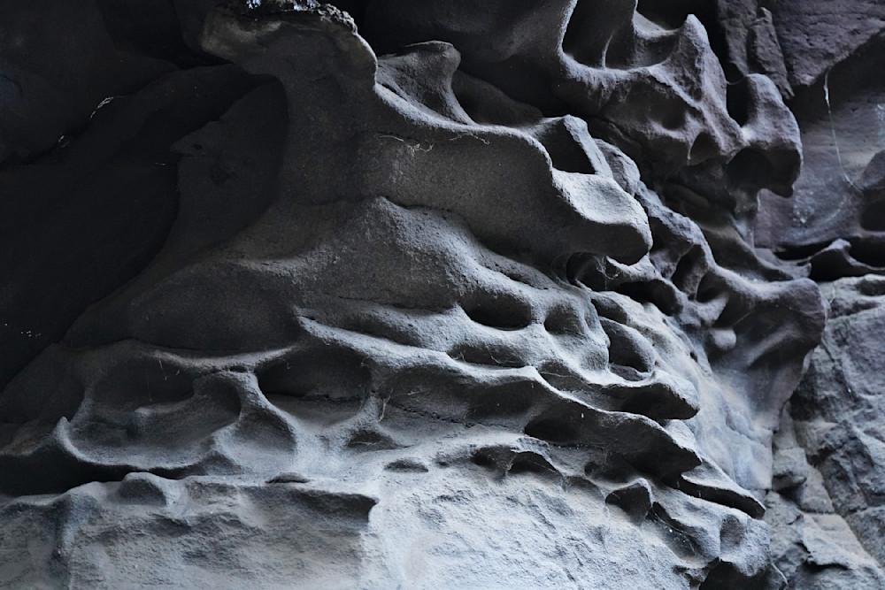 Cavy Rock Wonders At Crack In The Ground Photography Art | InYourBackyard