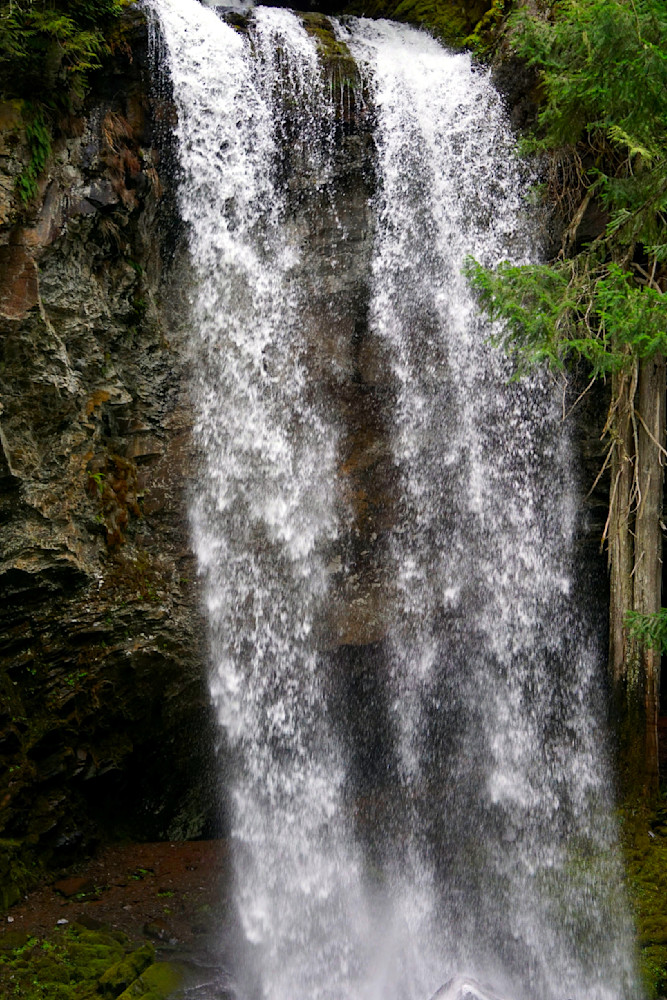 Grotto Waterfall Photography Art | InYourBackyard