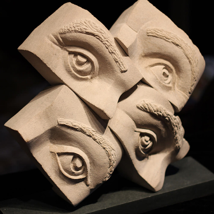 All_sculpture_1000x1000_0020_the_eyes_have_it_cflgbv