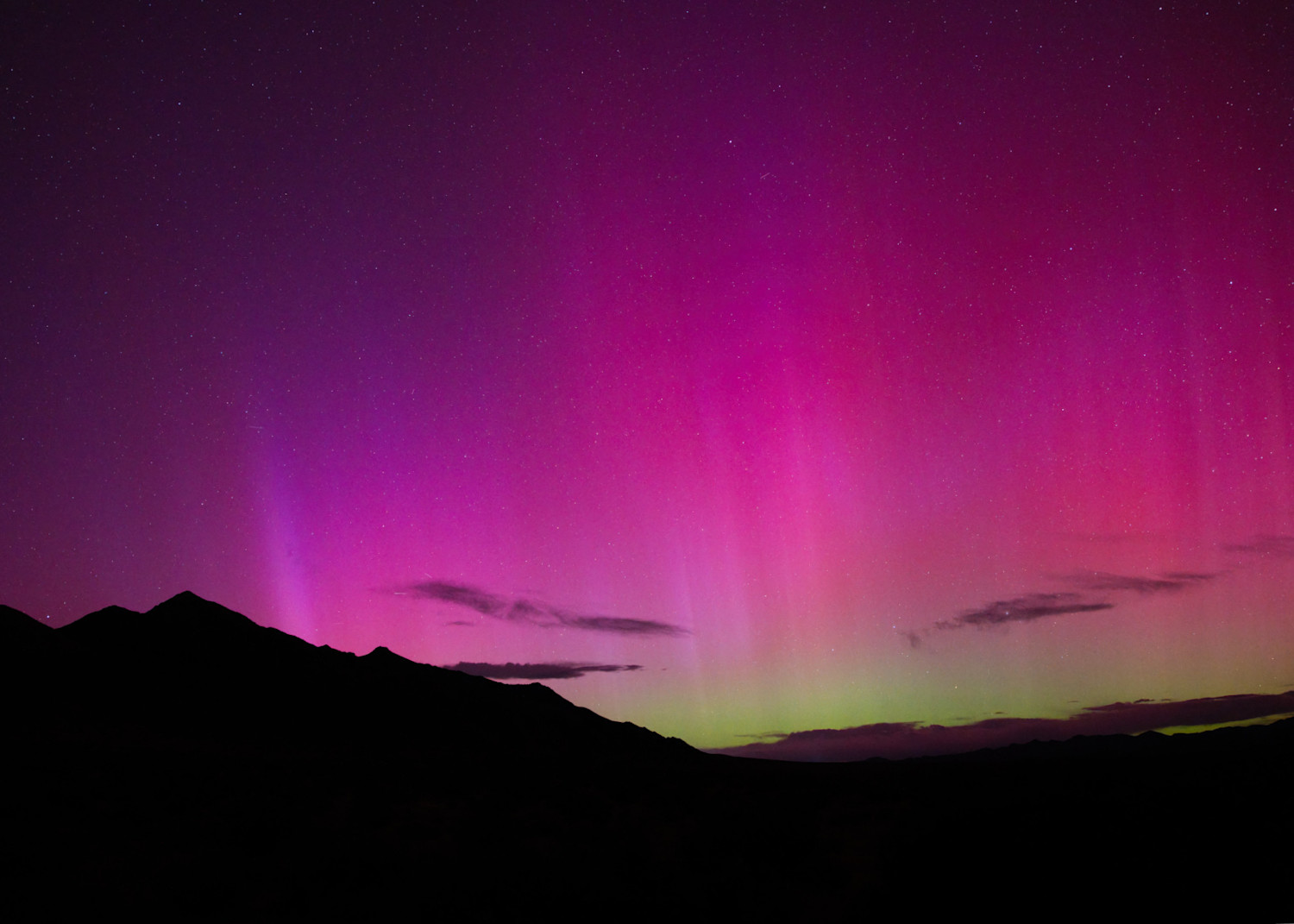 20240510 Stevens Pass Northern Lights 1 1440p