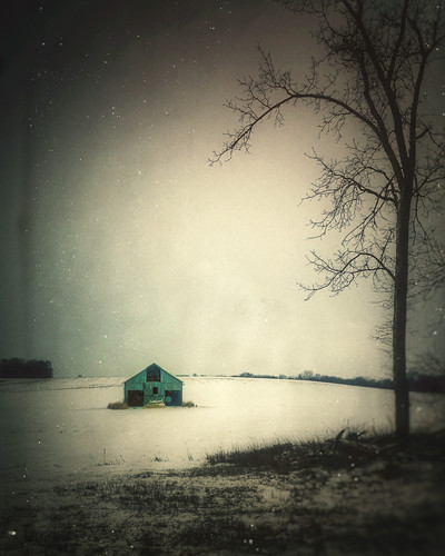 Blue barn 1 agxve1