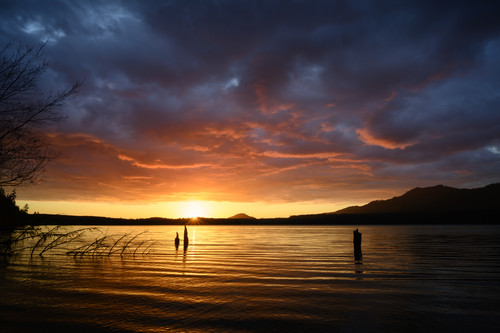 Winter sunset lake quinault washington 032019 khebx4