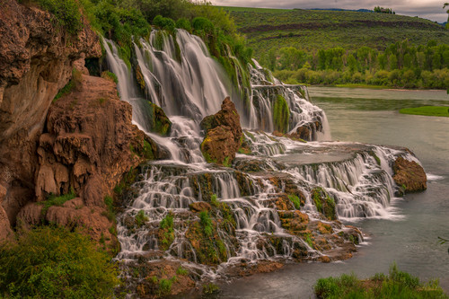 Swan falls fhggnv