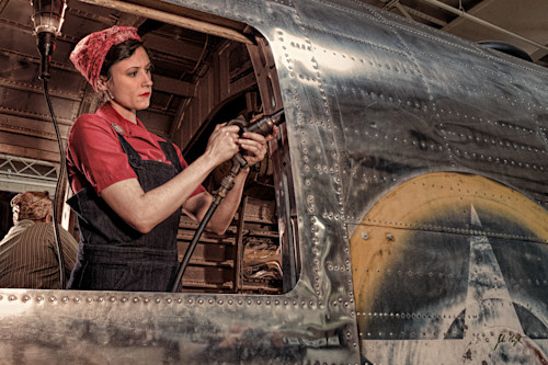 Rosie the riveters working at the willow run bomber plant no. 8 24x36 reaysx