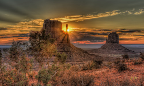 Monument valley sunrise 30x50 oiuwen