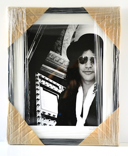 Slash 18x22 bqwpqe