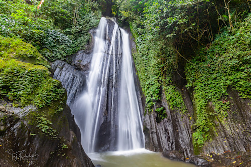 Dusun kuning waterfall horz sb3lev