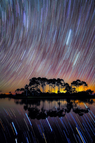 Star trails over nature coast nd6zk9