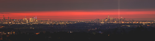 New york city   skyline at sunrise with tribute lights apdg3p