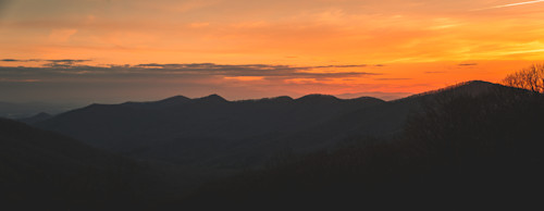 North carolina   mountains at sunset l8upum