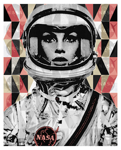 Spacewoman pink poster ilkacd