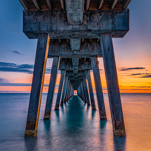Venice beacg pier at sunset   square hgsfzt