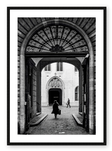 Archway rue de i etuve  brussels  belgium topaz enhance fnsj6s