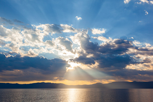 Crepuscular rays over lake tahoe 1 bqrjb1
