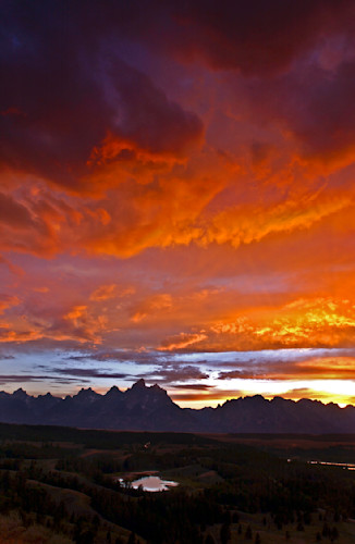 Fortress sunset ufoqvb