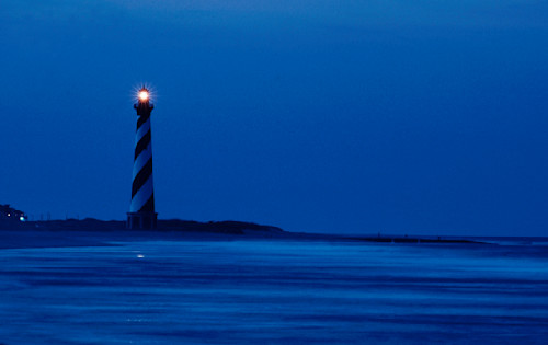 The light shines in the darkness john 1 5 eynrcc