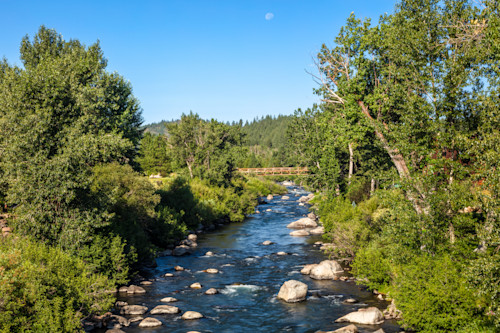 Moon over truckee river 2 mn4mew