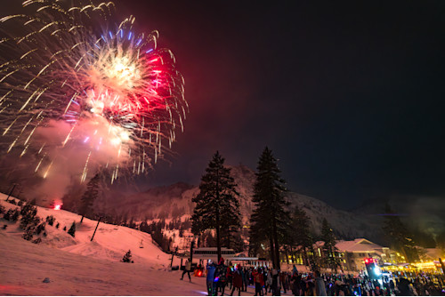 Fireworks at palisades 1 oepj6v