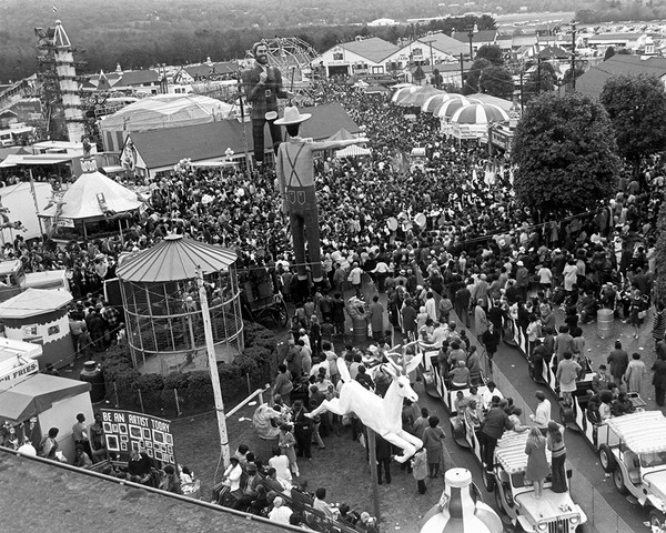 Crowd At The Danbury Fair