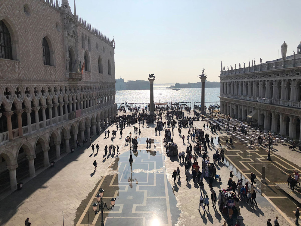 Doges Palace by the Grand Canal