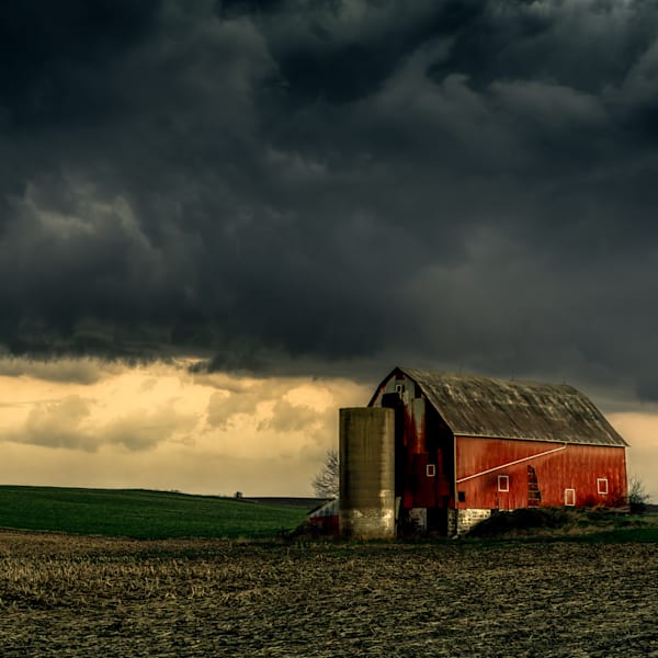 Shacks, Barns & Abandoned Places