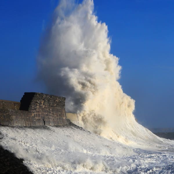 Storm Waves