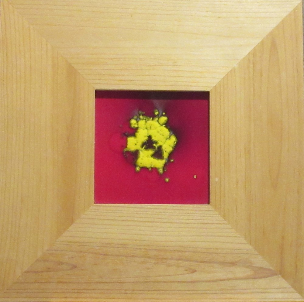 Ceramic-tile-red-yellow-dot-ategtq