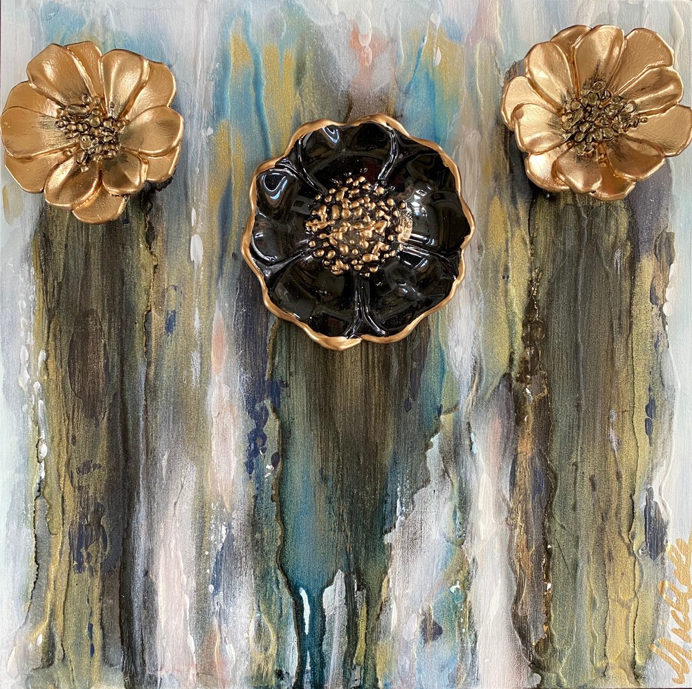 michele-harmon-art-abstract-resin-flowers-gold