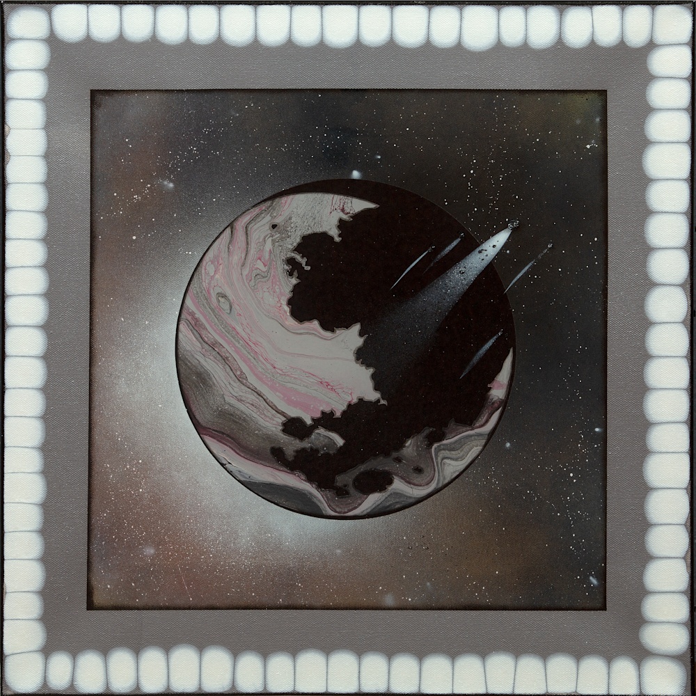 AM21P 015 Grey Planet Series 1