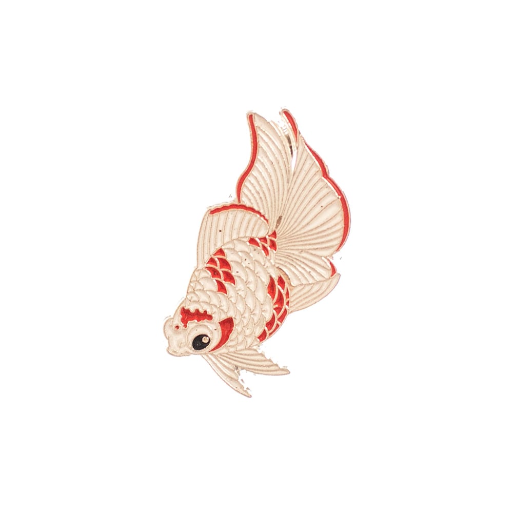 Pin Goldfish White Red