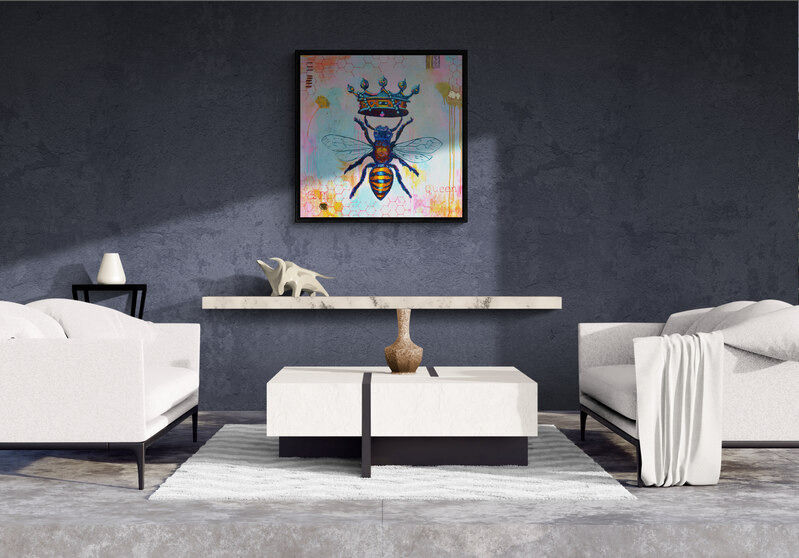 Queen bee art in living room