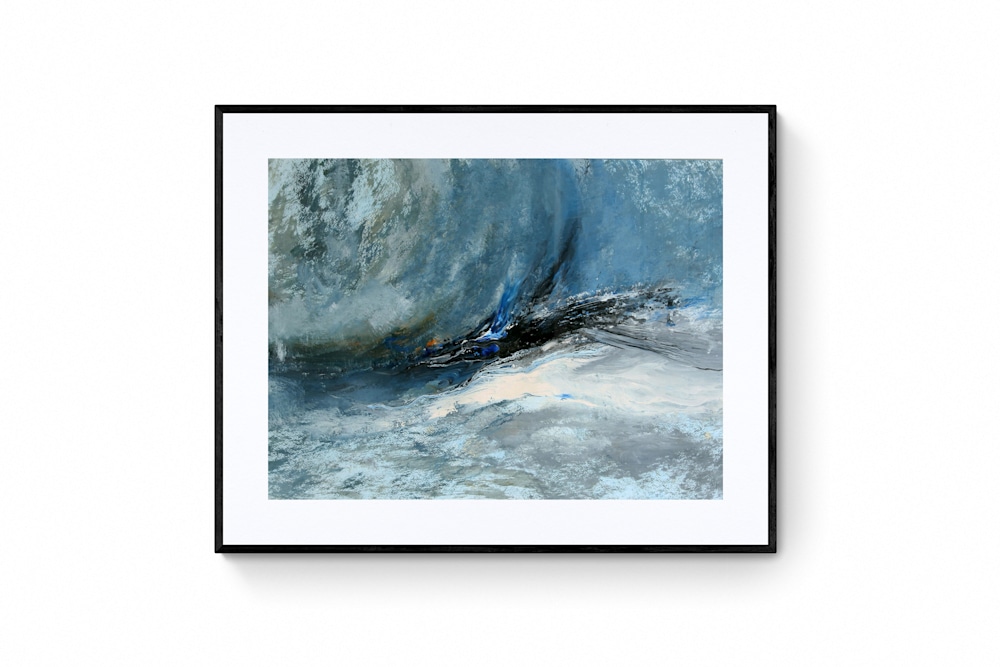 894 Clean And Simple Room