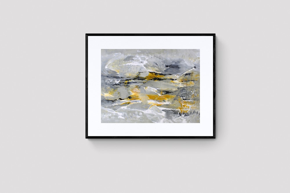 951 Clean And Simple Room