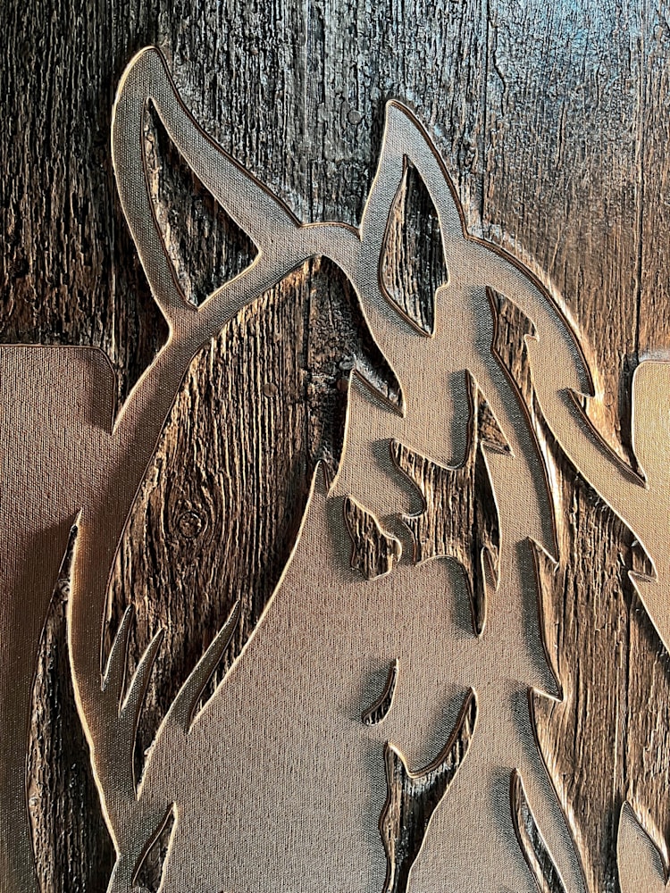 Lucky Horse Rose Gold Close up