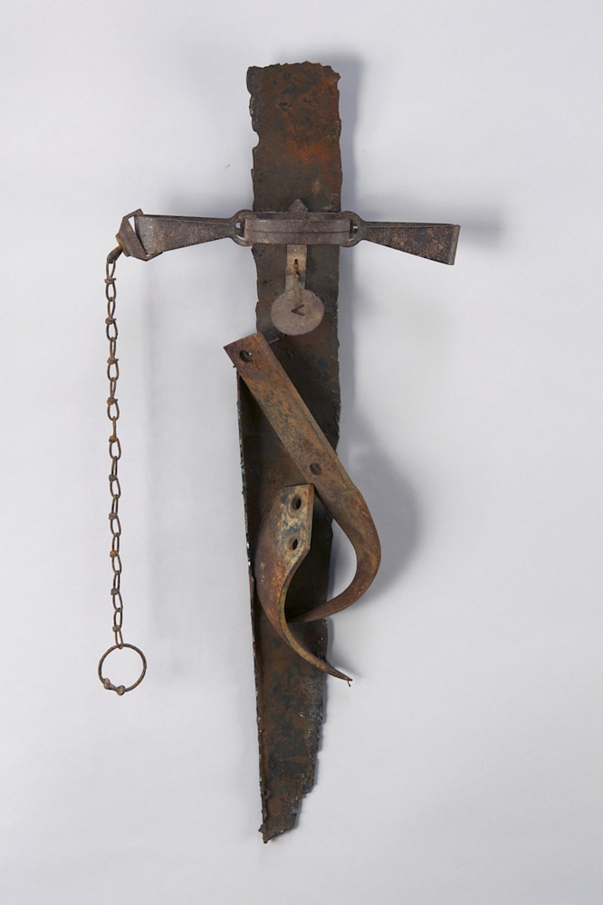 Carole Murphy, Steel, sculpture, The Crucifixion, carolemurphy
