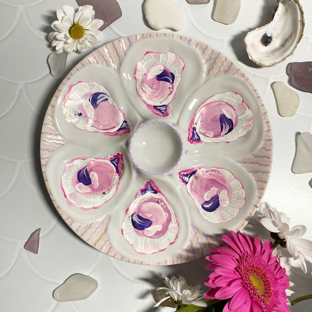 oyster plate Barbie squiggle lines