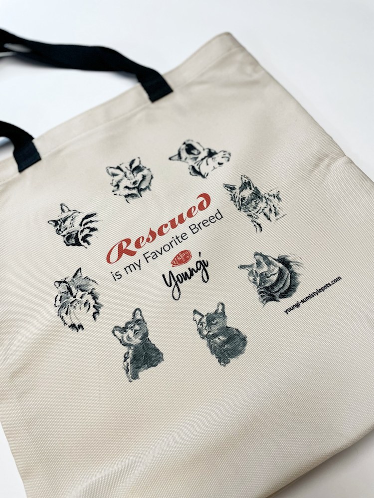 Cat tote bag flat view