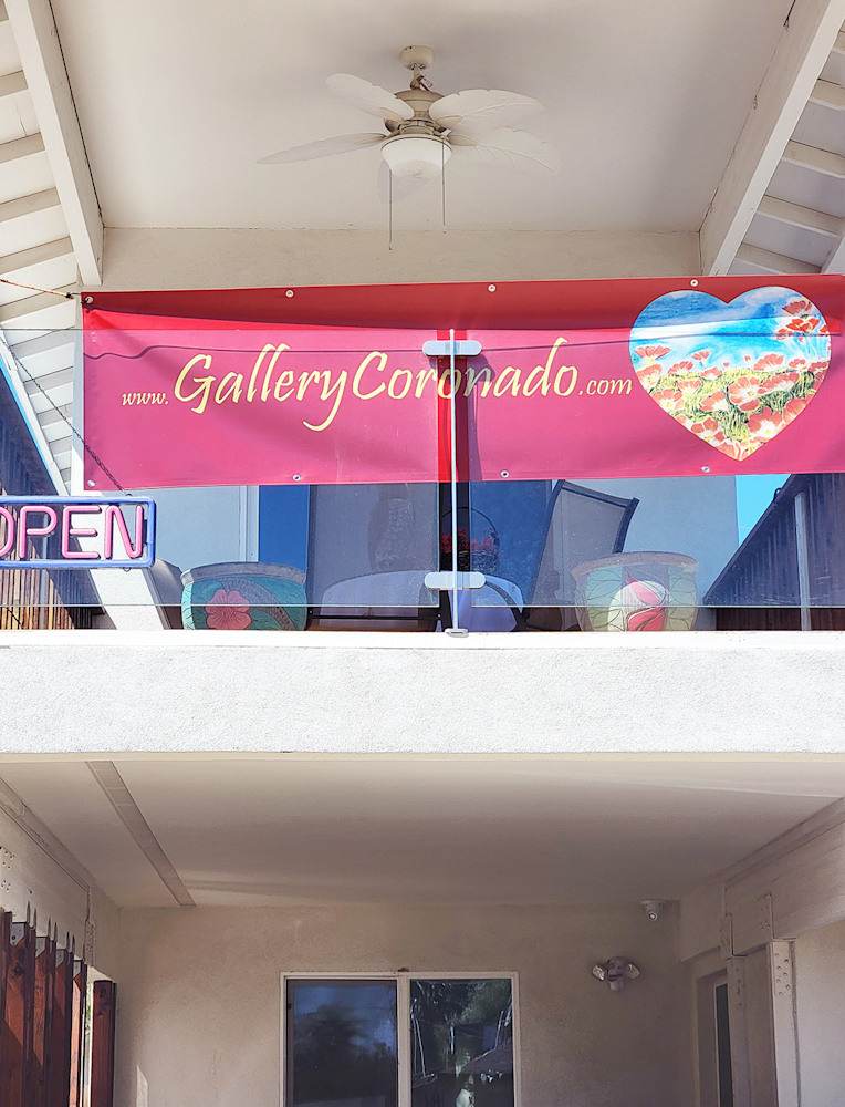 Gallery heart banner balcony SM 040723