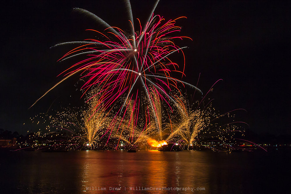 Illuminations Beginning Shots - Epcot Center Fireworks | William Drew Photography