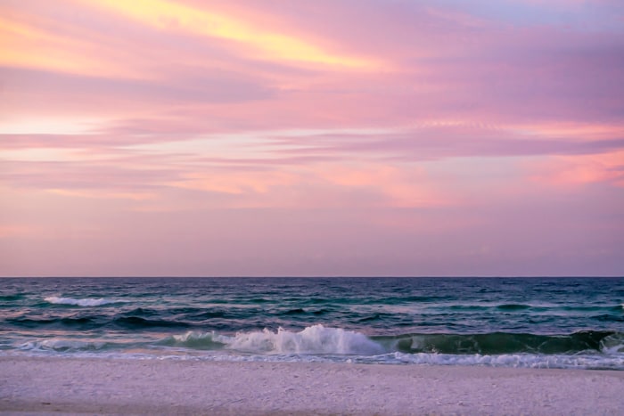 An Atlanta photographer shoots sunrise in Destin