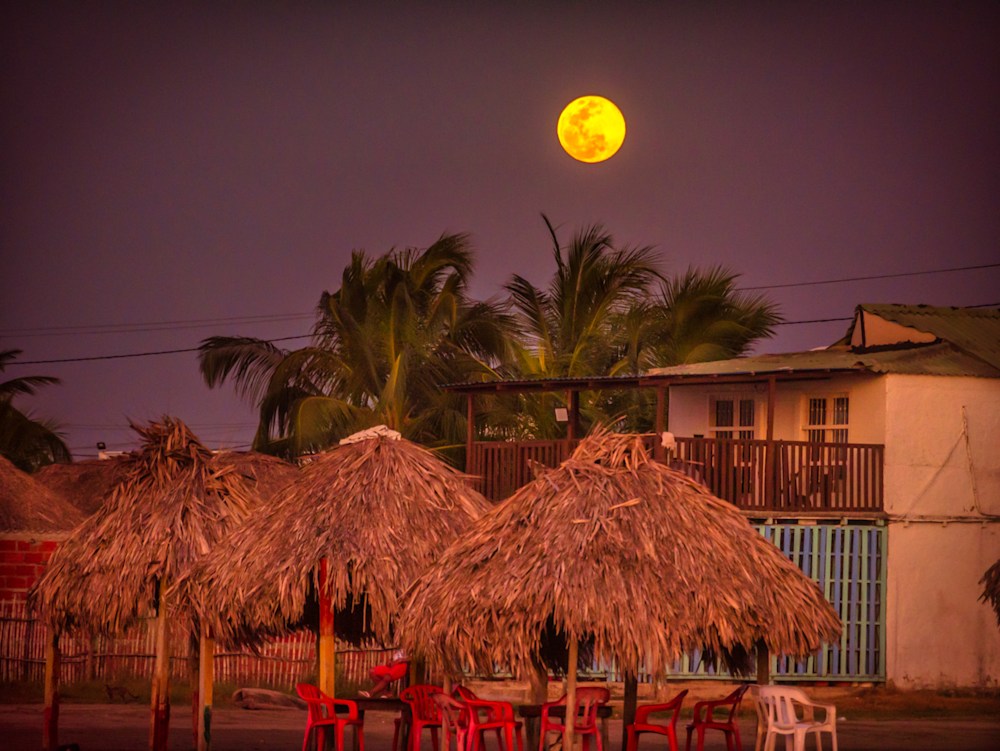 An Atlanta photographer captures the full moon at the beach in Cartagena, Colombia