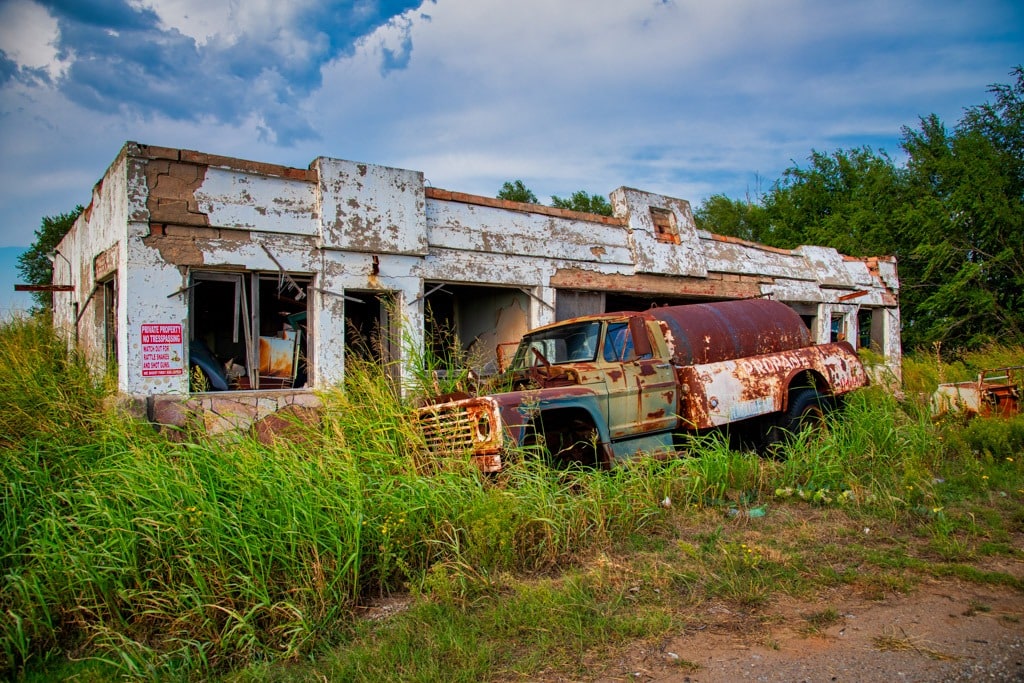 Abandoned Route 66 motel