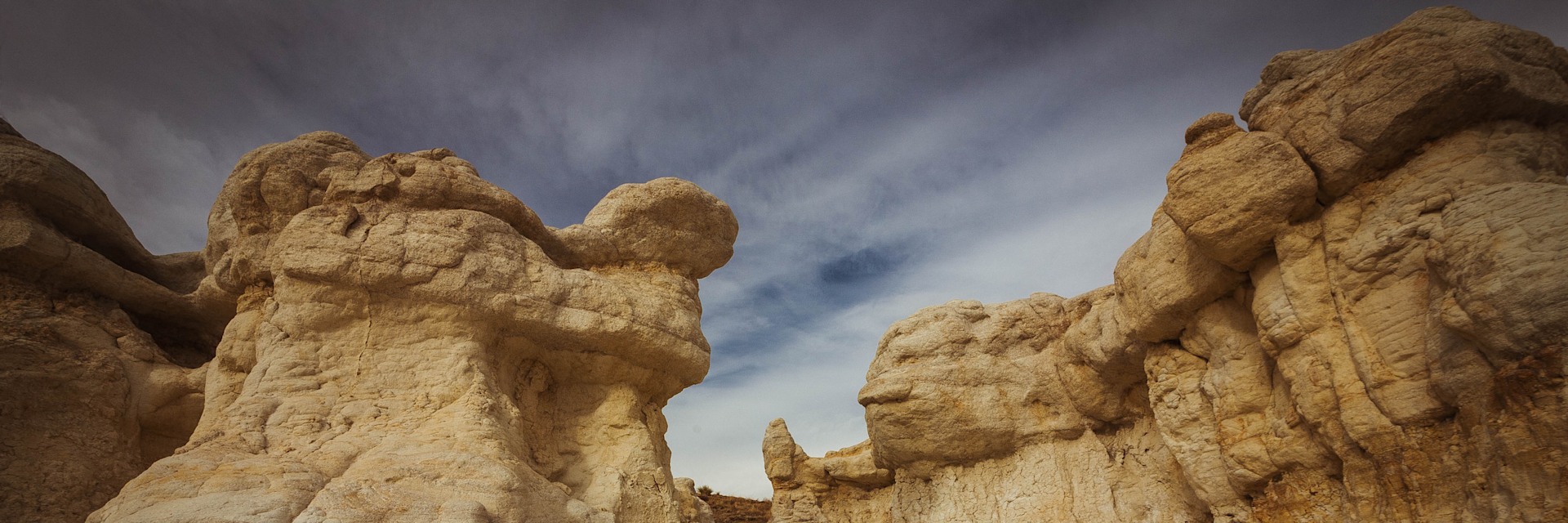 
        <div class='title'>
          Terry Trussell Landscape Rocks
        </div>
       
        <div class='description'>
          
        </div>
      