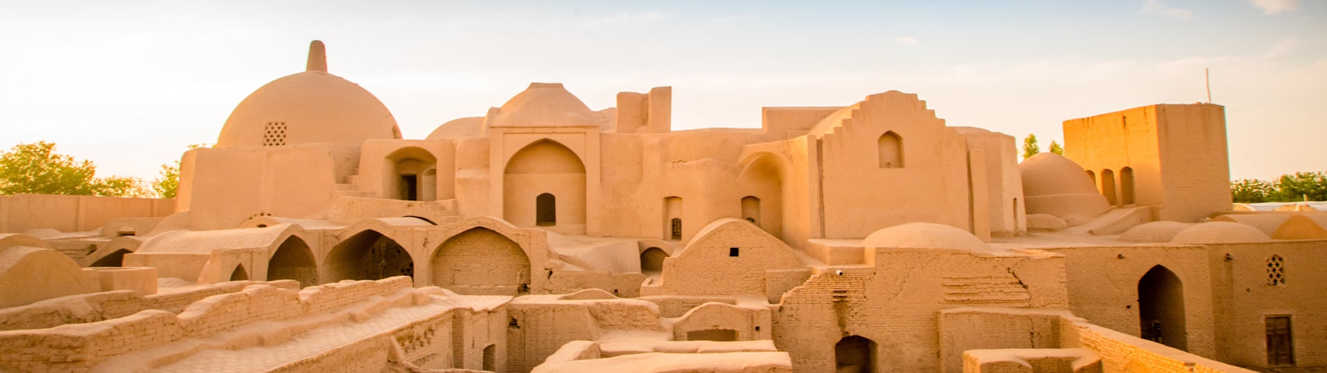 
        <div class='title'>
          yazd IRAN 2065
        </div>
       
        <div class='description'>
          
        </div>
      