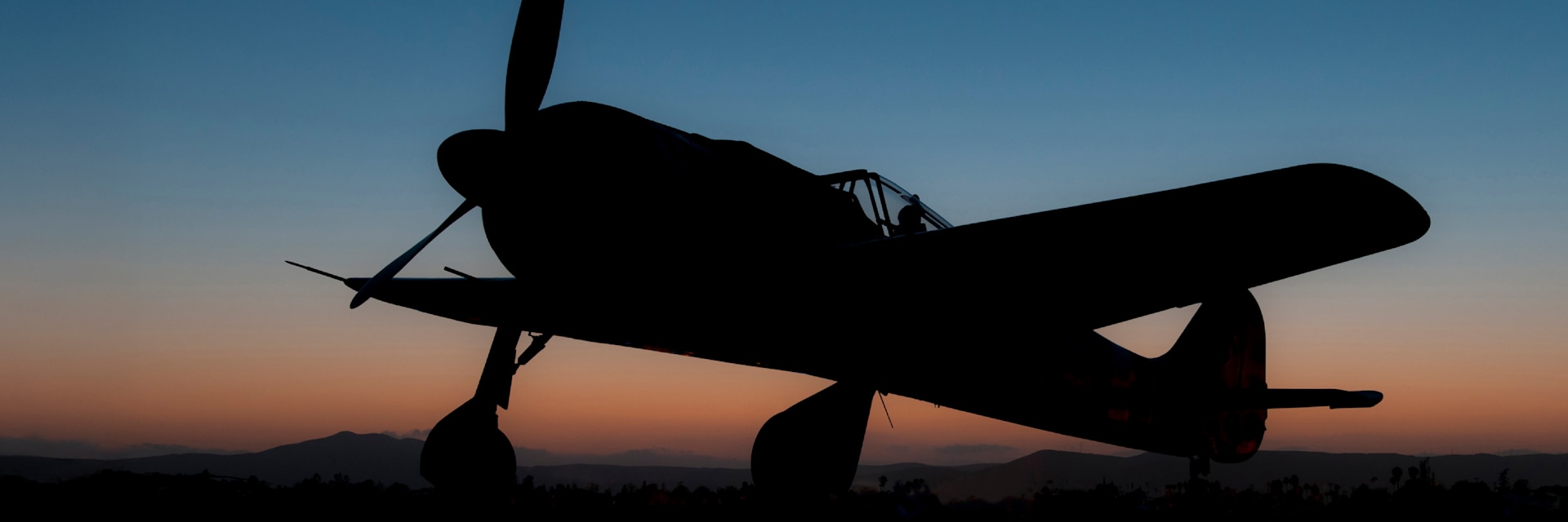 
        <div class='title'>
          Fw 190 Sunset
        </div>
       
        <div class='description'>
          
        </div>
      