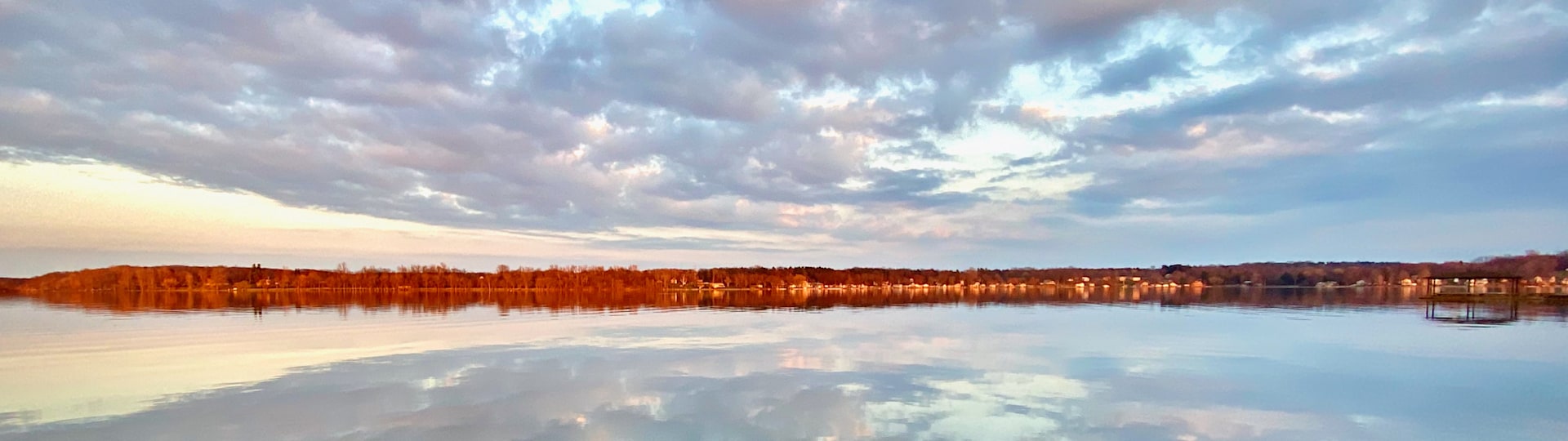 
        <div class='title'>
          FH clouds reflection
        </div>
       
        <div class='description'>
          
        </div>
      