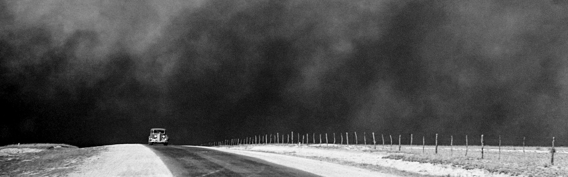 
        <div class='title'>
          Heavy Black Clouds Of Dust Rising Over The Texas Panhandle, 1936 4X3 Ratio 6000X4500 150Ppi 40X30 Rgb
        </div>
       
        <div class='description'>
          
        </div>
      