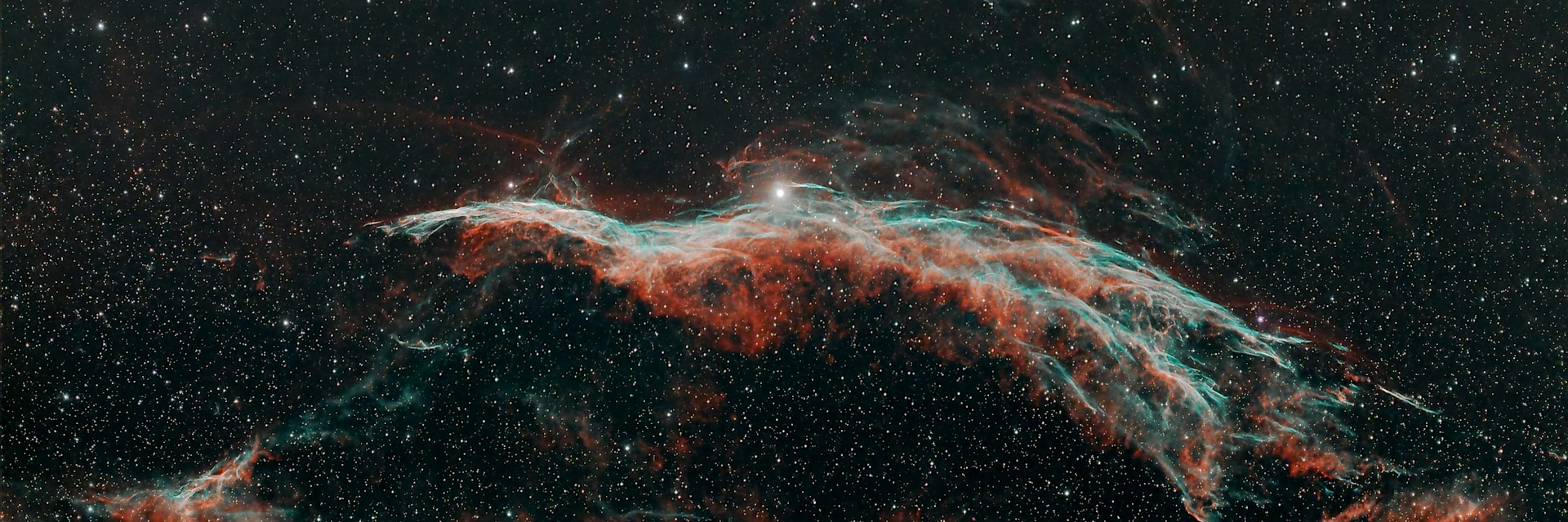 
        <div class='title'>
          NGC 6960 Western Veil Nebula
        </div>
       
        <div class='description'>
          
        </div>
      