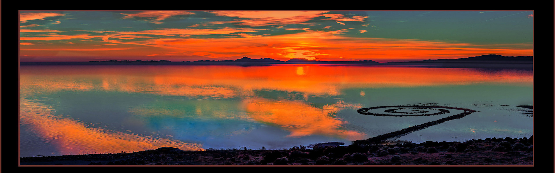 
        <div class='title'>
          Glen Ricks   Spiral Jetty at Sunset
        </div>
       
        <div class='description'>
          
        </div>
      