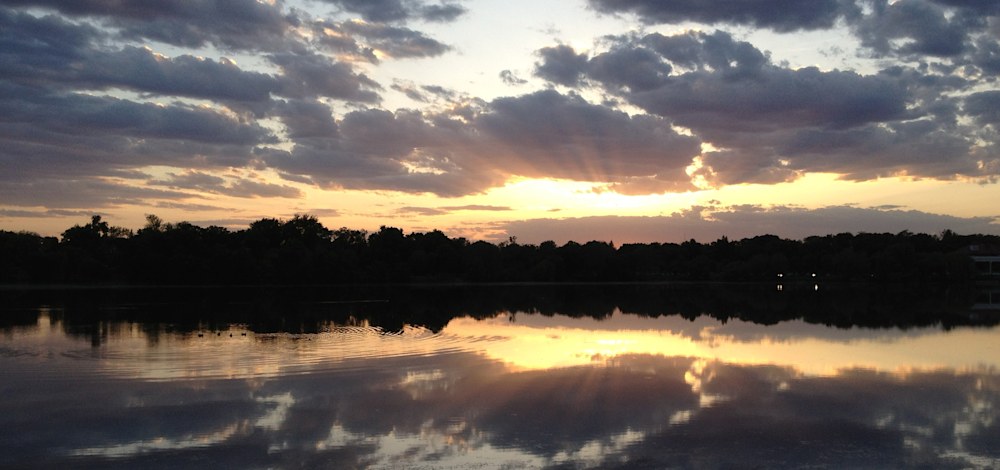 
        <div class='title'>
          A reflection on a lake
        </div>
       
        <div class='description'>
          
        </div>
      